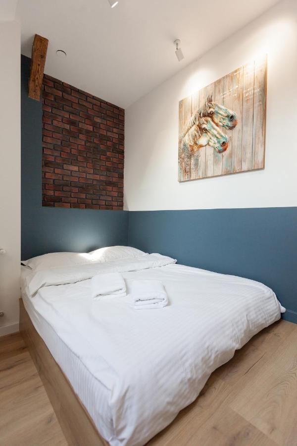 Leogrand Apartments On Khmelnytskoho 11 Λβιβ Εξωτερικό φωτογραφία