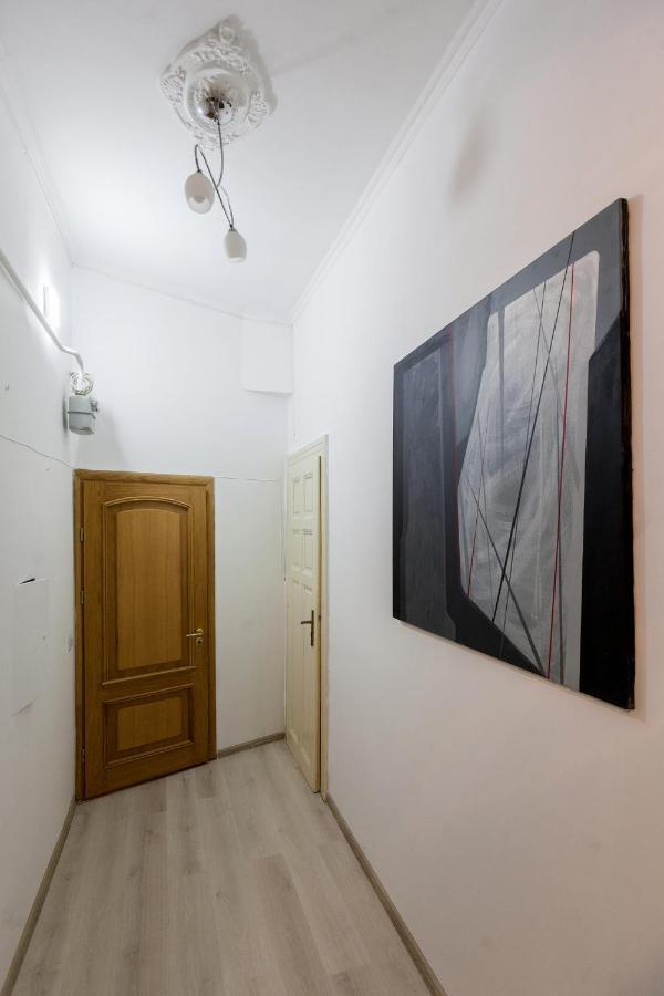 Leogrand Apartments On Khmelnytskoho 11 Λβιβ Εξωτερικό φωτογραφία